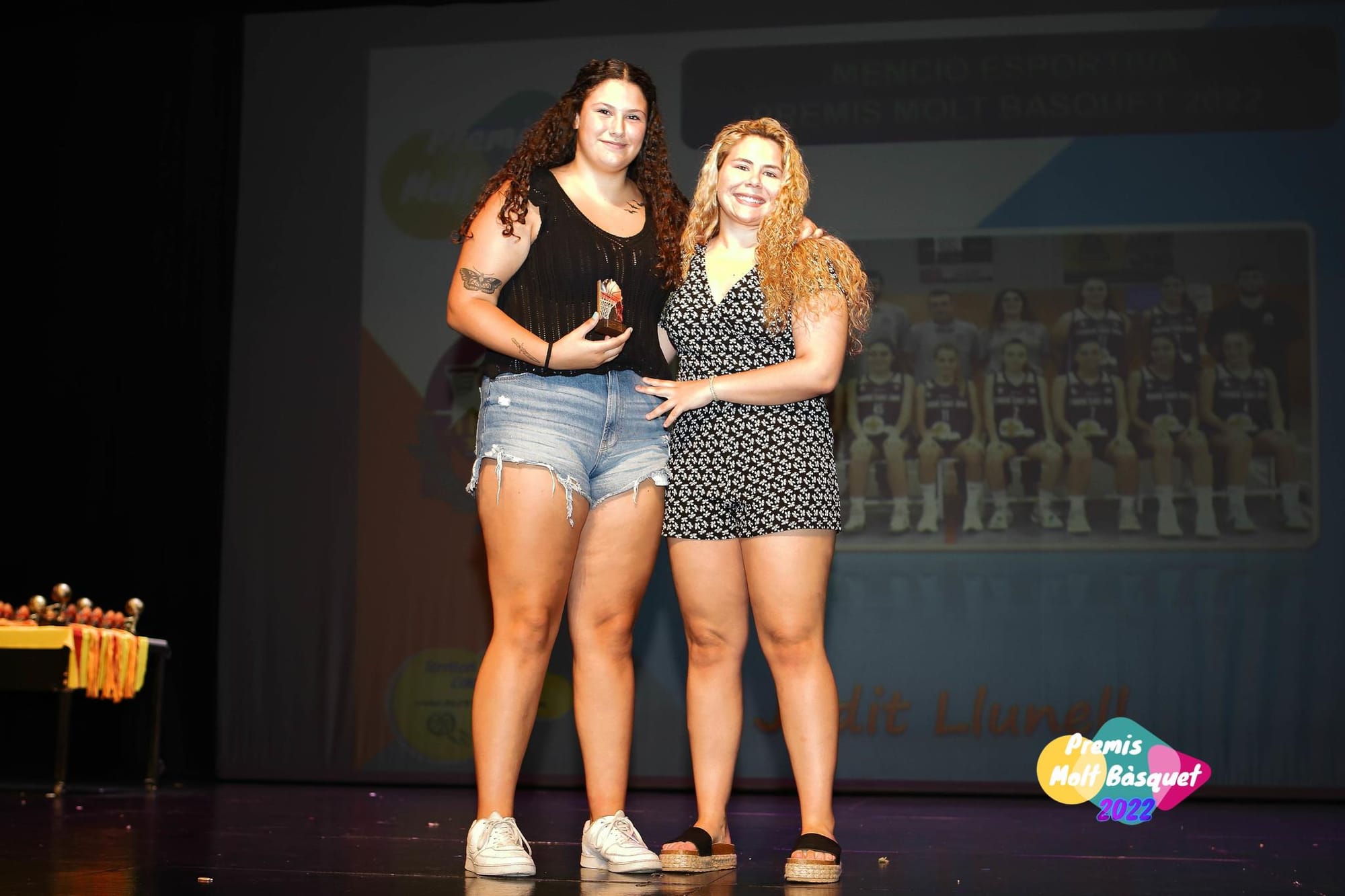 Menció Judit Llunell (Femení Sant Adrià – Jugadora) Campiona Segona Fase CC Preferent B Junior femení