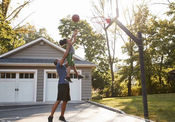 Padres, escuela y minibasket