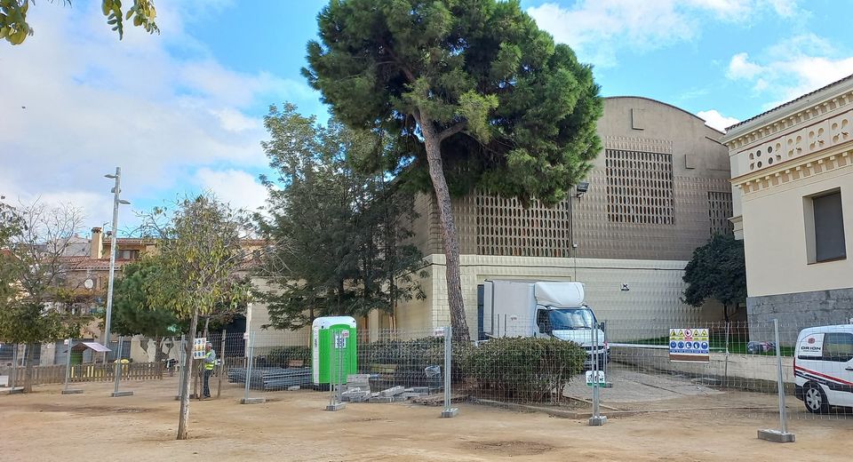 Dos pavellons arriben junts