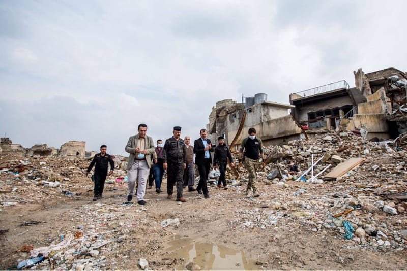 زيارة السفير الى مدينة الموصل القديمة