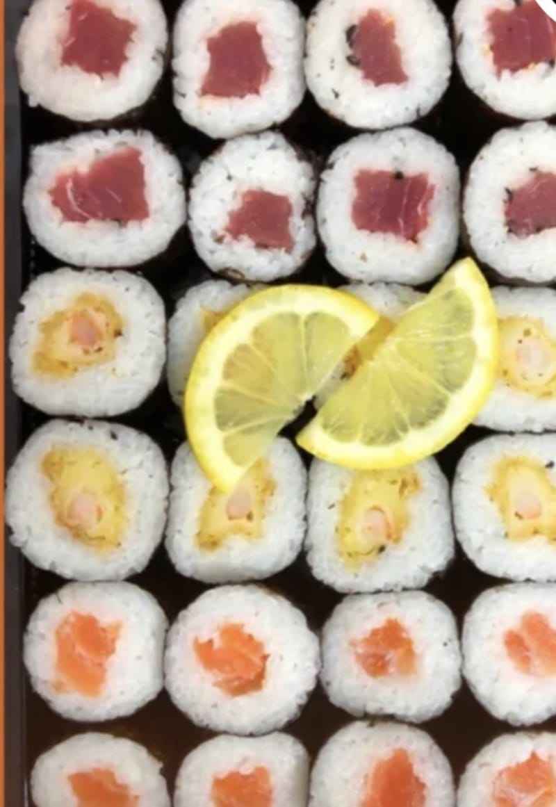 Maki box- 24 pieces or portion 8 pieces £5.00