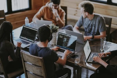 How Do Hybrid Apps Work?