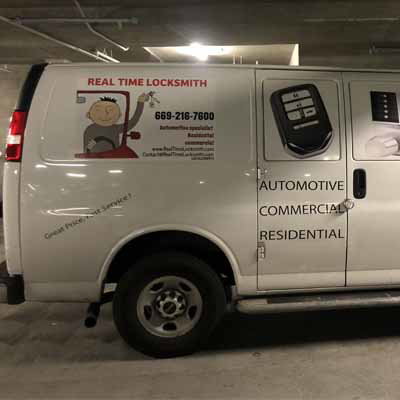 Keep These Things In Mind While Hiring A Locksmith
