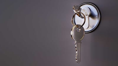 Pro Tips For Choosing The Right Locksmith For Emergency