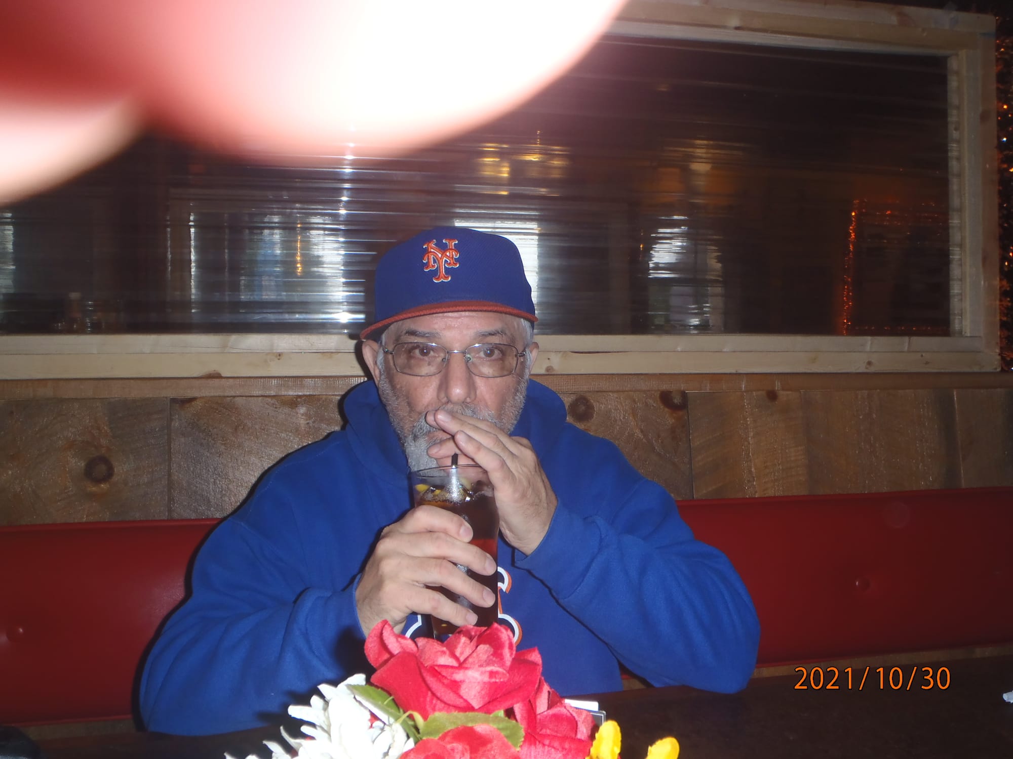 enjoying iced tea at Del Fuego