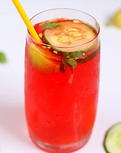 About a page, website, magazine, Kitchen and organization named Sweetness-Don't-Lie