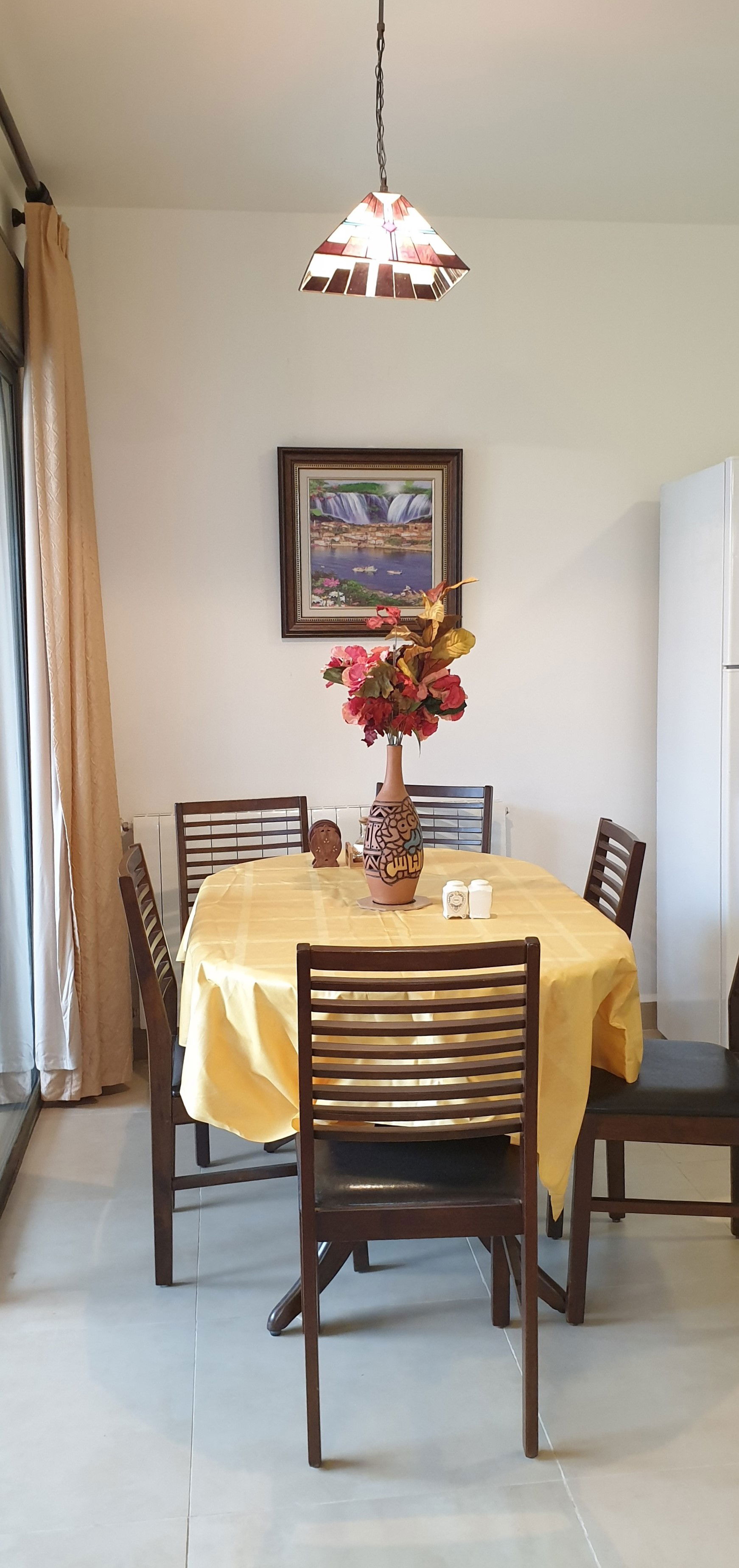 Pine F-2 apartment: quiet 3 bedroom setup