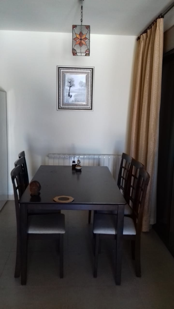 Pine F-2 apartment: quiet 3 bedroom setup