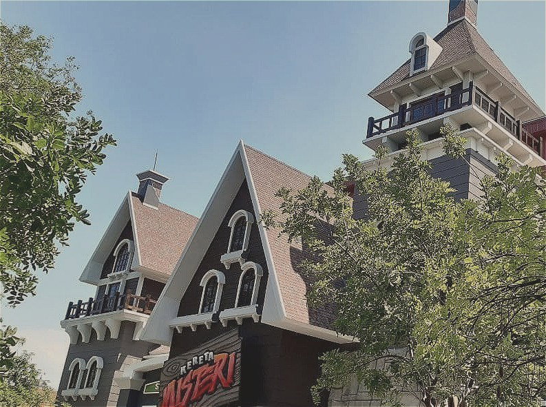 Kereta Misteri: A Truly Haunted Coaster?