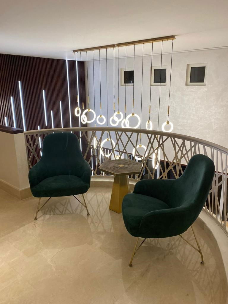 الفن المحترف (اعمال الڤلل والتشطيبات الداخلية)