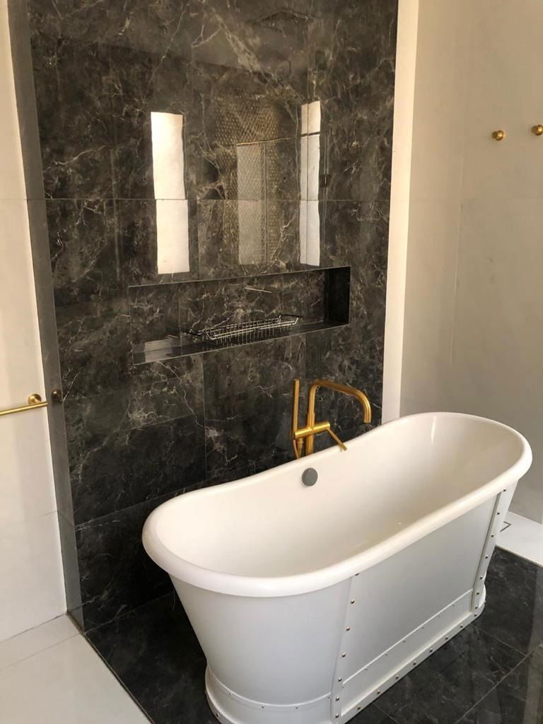 الفن المحترف (اعمال الڤلل والتشطيبات الداخلية)