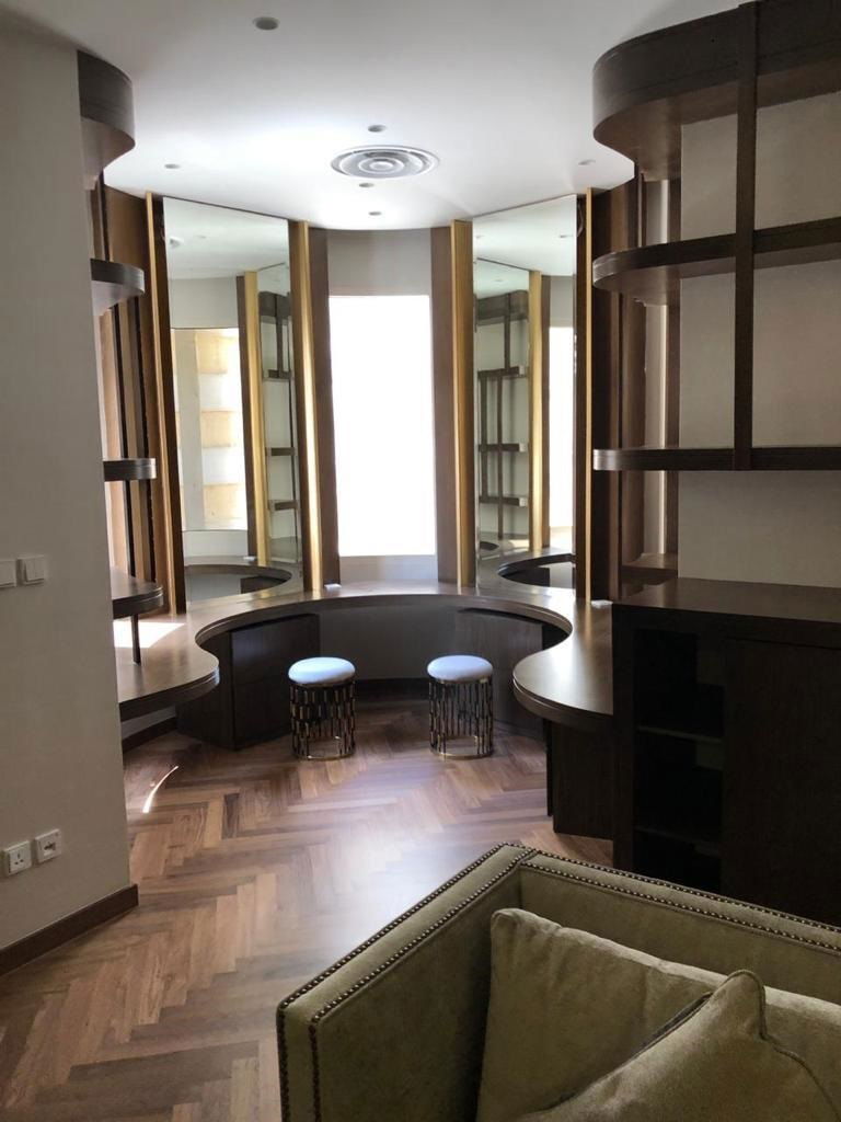 الفن المحترف (اعمال الڤلل والتشطيبات الداخلية)