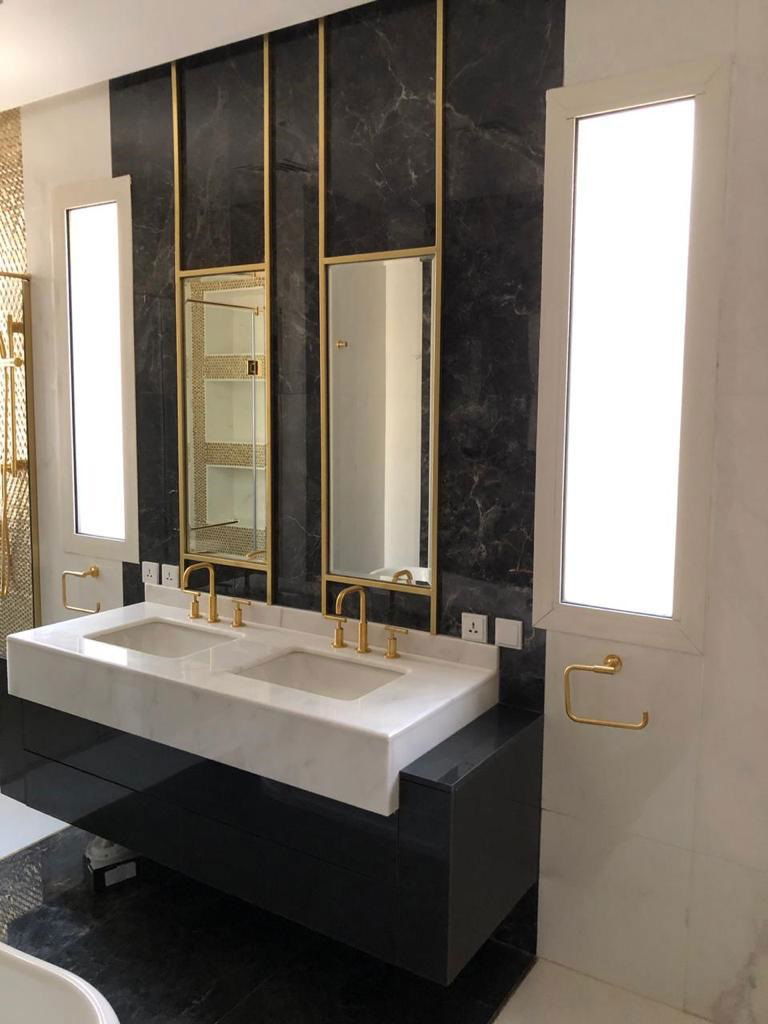 الفن المحترف (اعمال الڤلل والتشطيبات الداخلية)