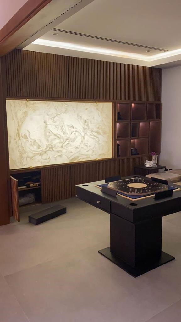 الفن المحترف (اعمال الڤلل والتشطيبات الداخلية)