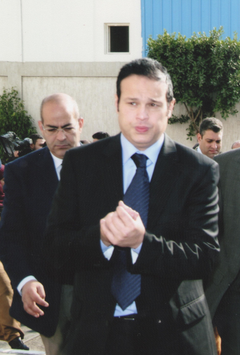 عميل مصري تم التعاقد معه بخادمات
