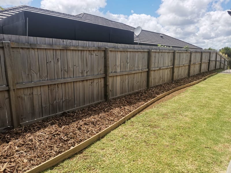 New Curved Mulch Gardens