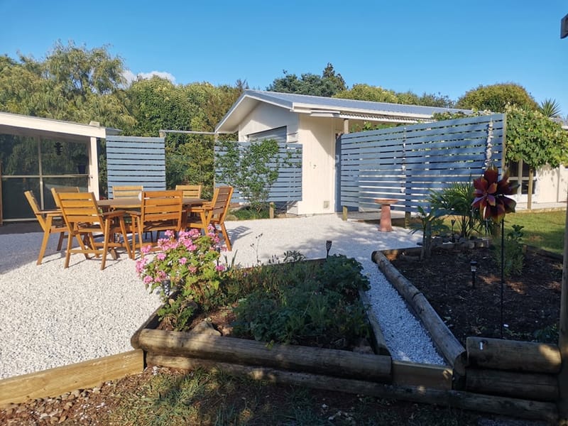 Lime Chip Pathway and Entertaining Area