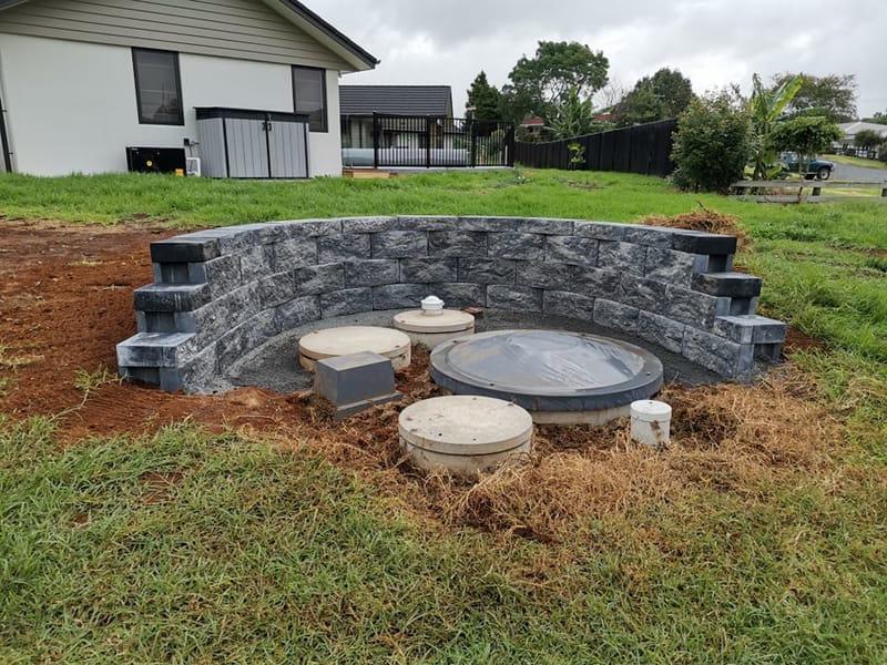 Rock Face Block Retaining Wall