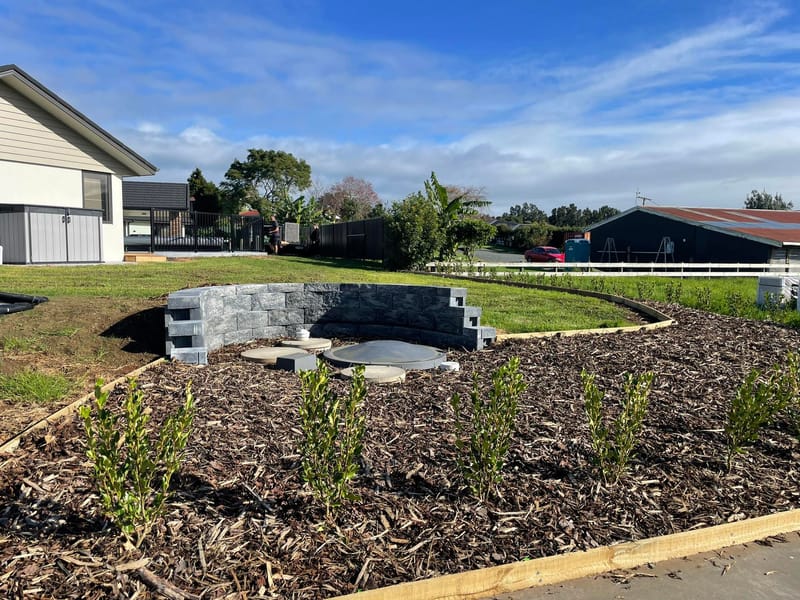 Rock Face Block Retaining Wall