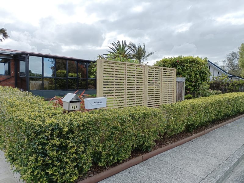 Privacy Screen Horizontal Trellis Panels