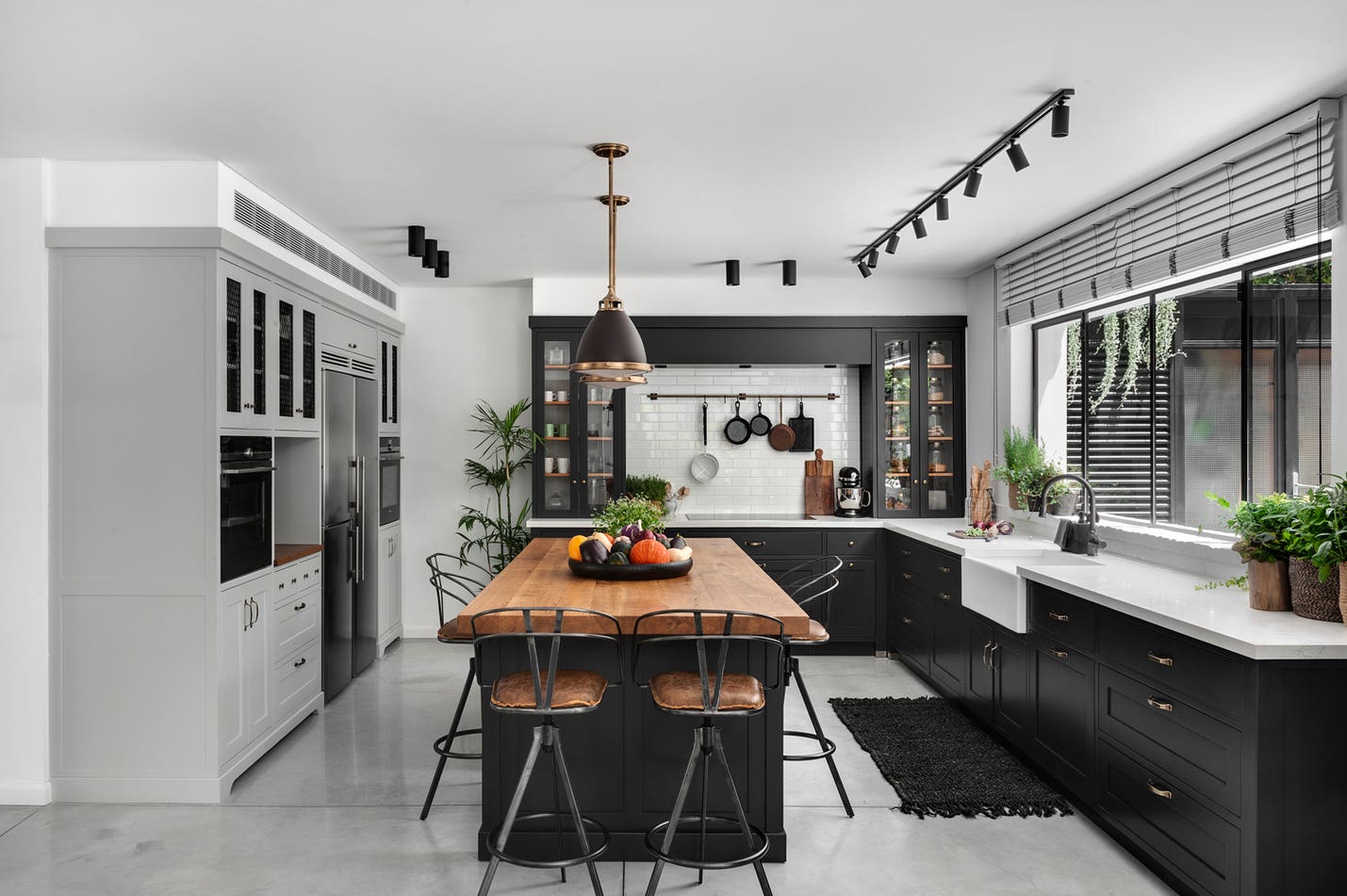 KITCHEN REMODELING 