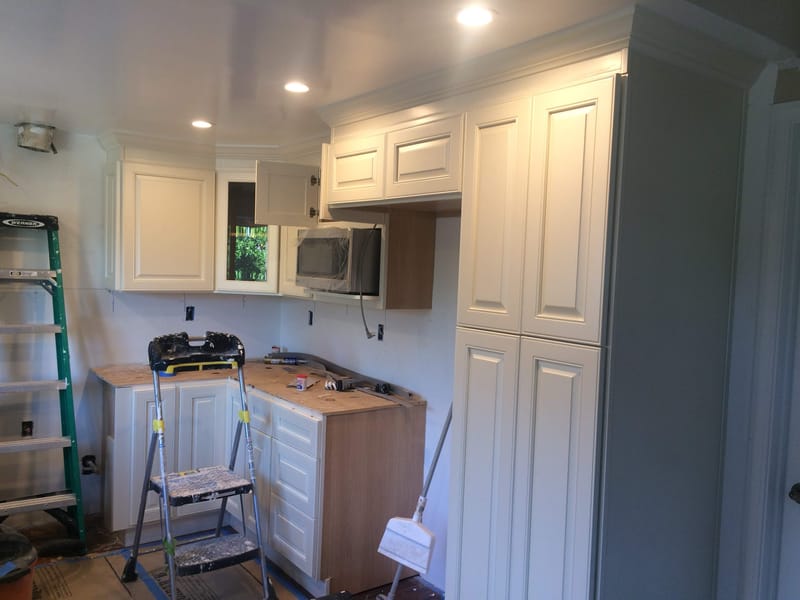 KITCHEN REMODELING 