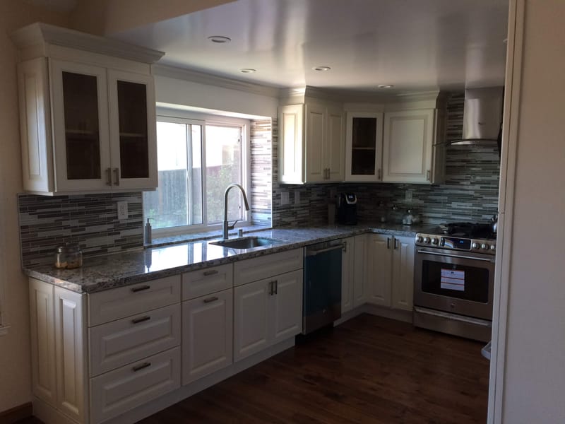 KITCHEN REMODELING 