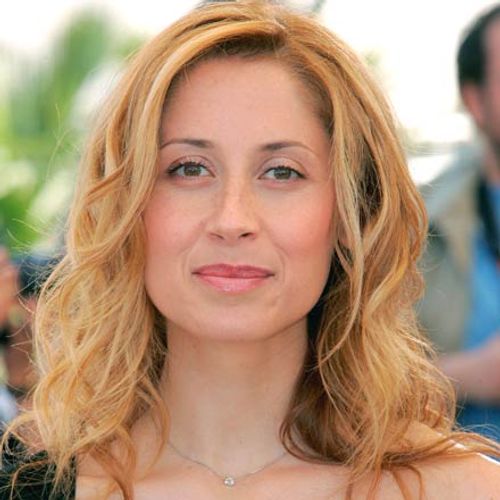 La chanteuse Lara Fabian soutien Animal'S Day