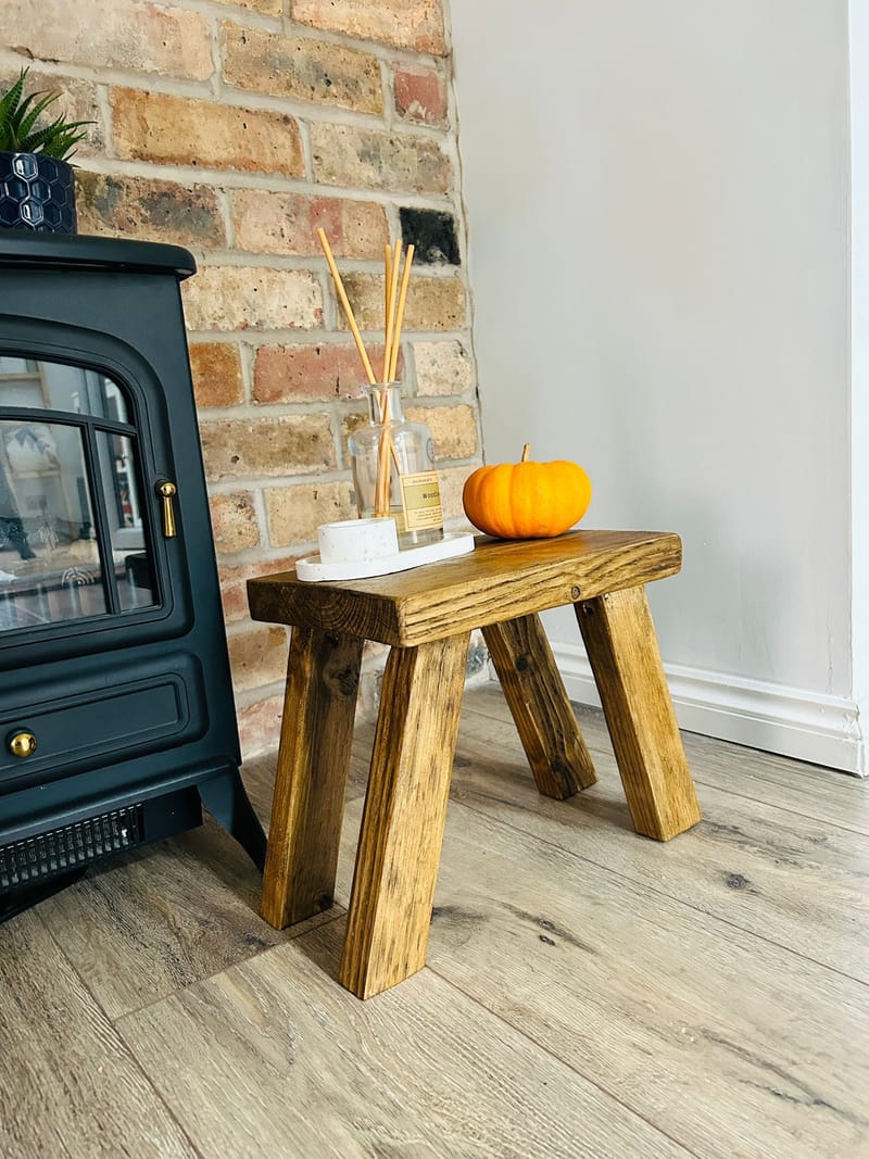 Handmade Wooden Benches & Side Tables | Warwickshire
