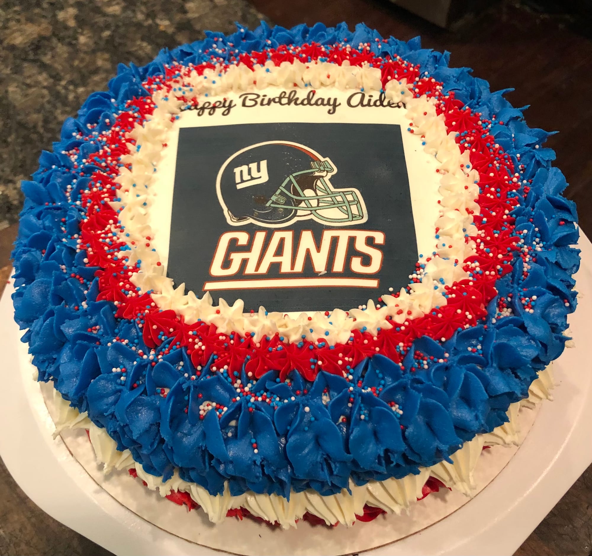 2 Layer Giants Football Oreo Cake With Buttercream Frosting