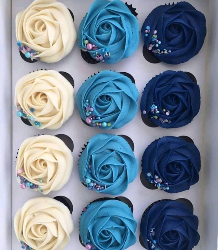 Chocolate Rose Cupcakes With Buttercream Frosting