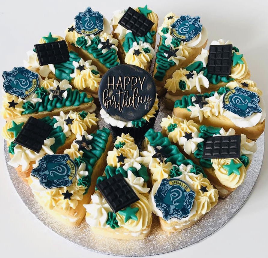Vanilla Pizza Cake With Buttercream Frosting
