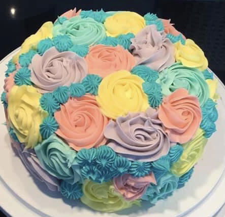 2 Layer Strawberry and Vanilla Cake With Buttercream Frosting