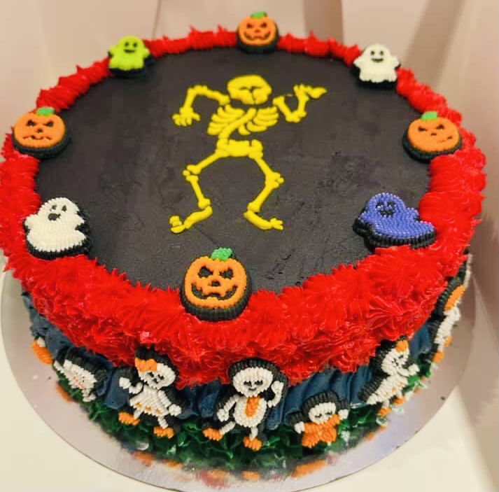2 Layer Chocolate Halloween Cake With Buttercream Frosting