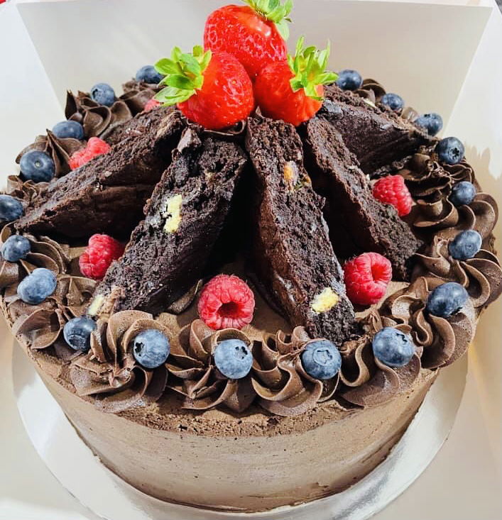 2 Layer Chocolate Brownie Cake With Mixed Berries