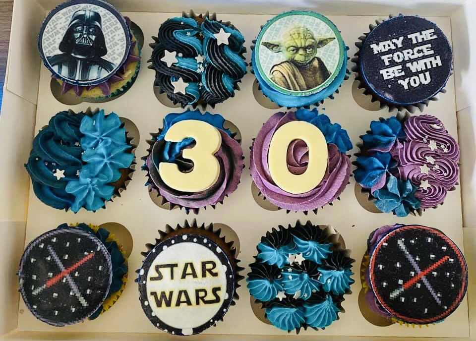 Chocolate and Vanilla Star Wars Cupcakes