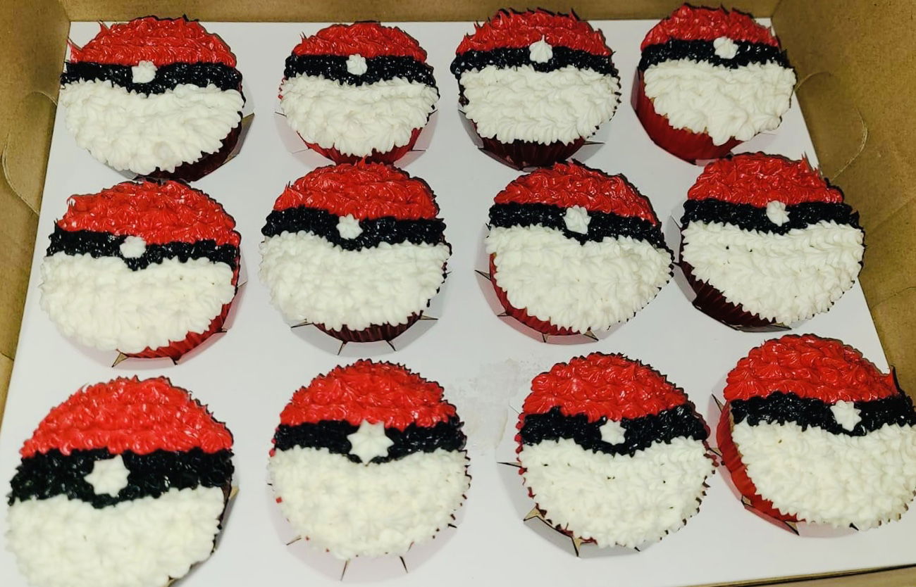 Chocolate and Strawberry Pokémon Cupcakes
