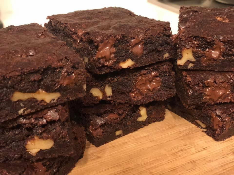 Chocolate Fudge Brownies With Walnuts