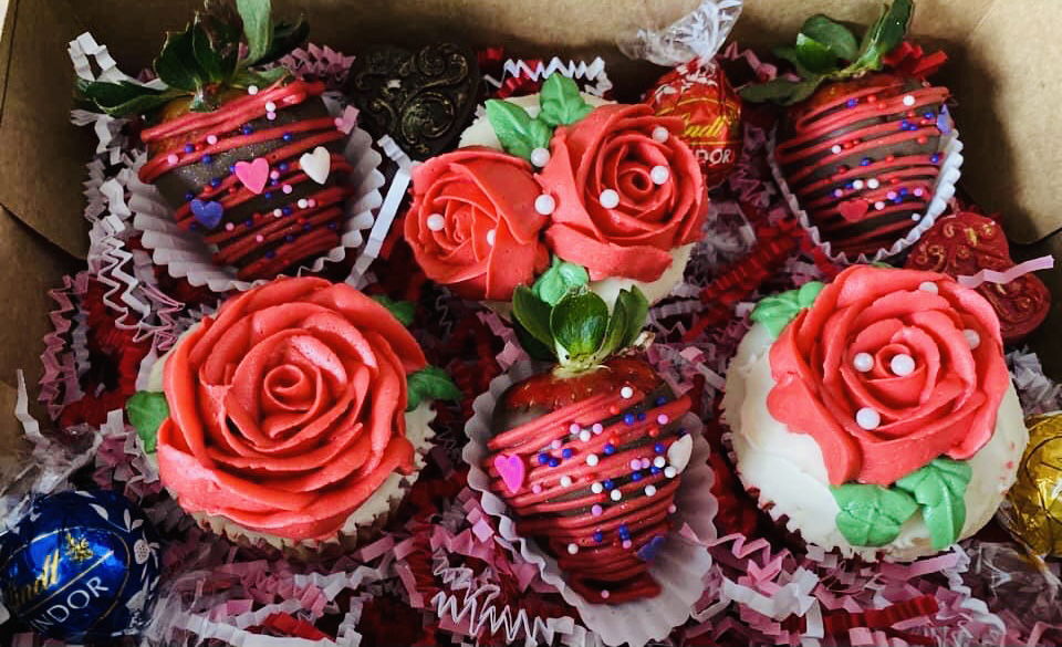 Valentine’s Gift Box With Chocolate Dipped Strawberries and Cupcakes