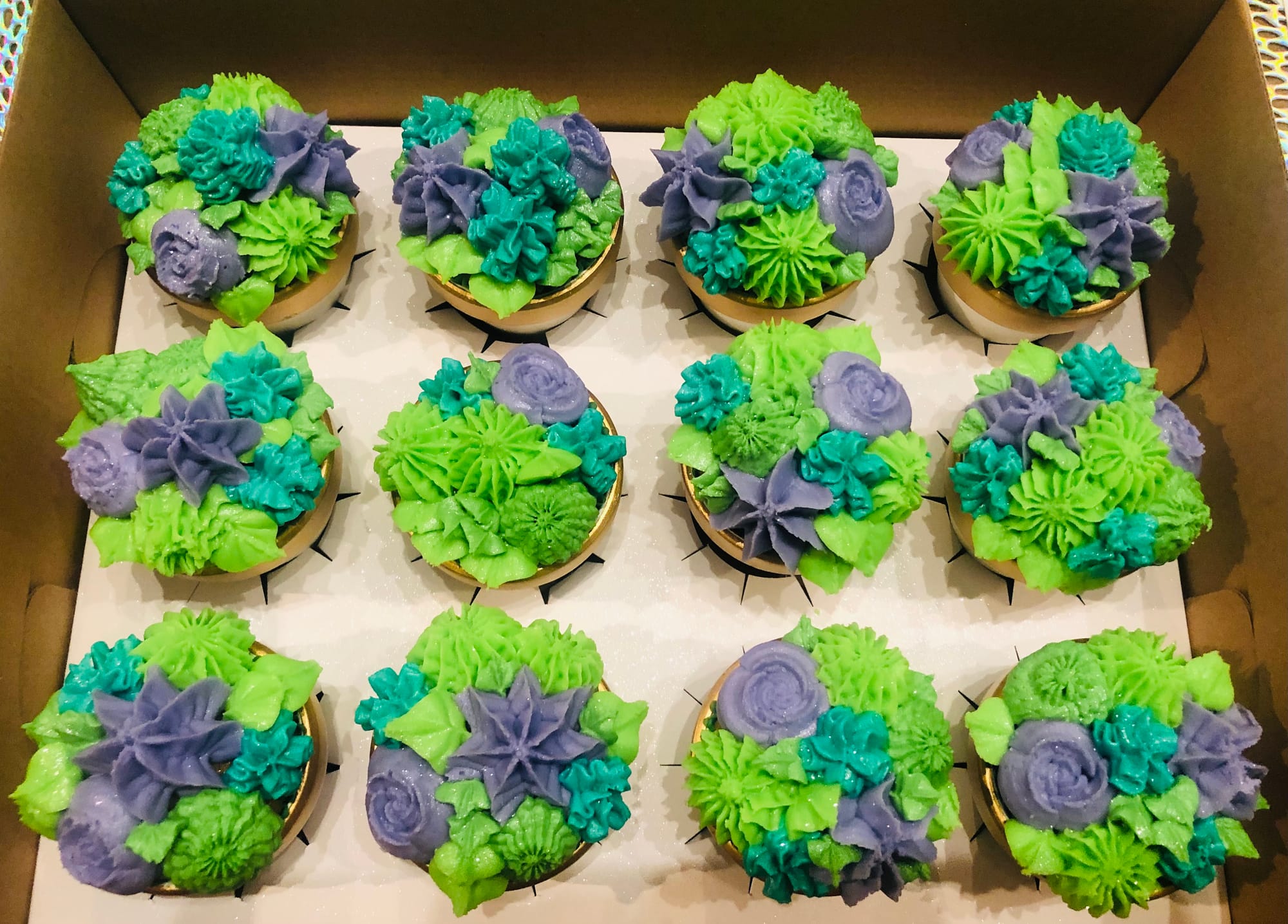 Vanilla Succulent Cupcakes With Buttercream Frosting