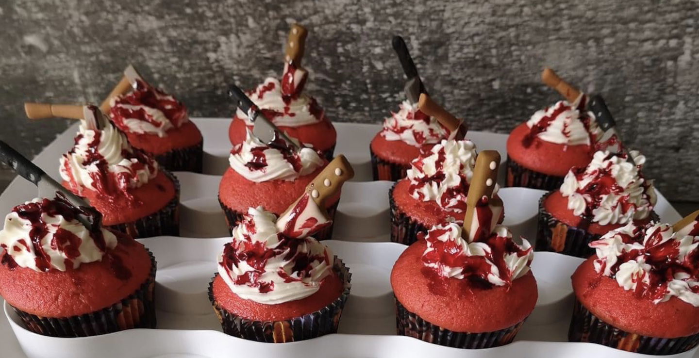 Red Velvet Halloween Cupcakes With Buttercream Frosting