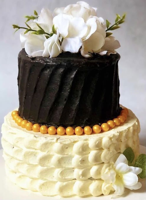2 Tier Vanilla and Chocolate Wedding Cake With Buttercream Frosting