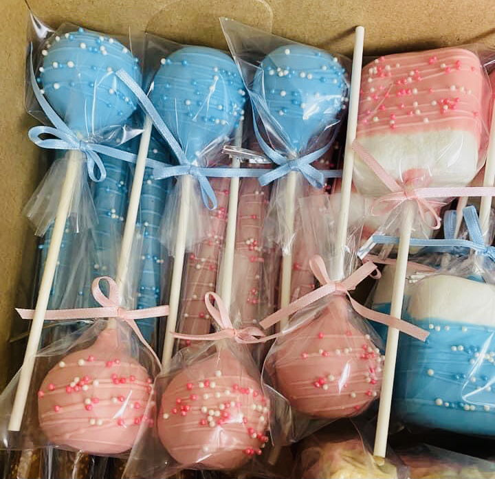 Gender Reveal Cake Pops