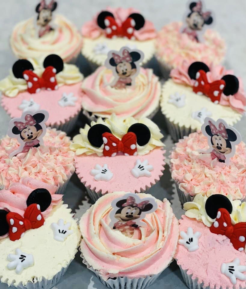 Vanilla and Strawberry Minnie Mouse Cupcakes With Buttercream Frosting