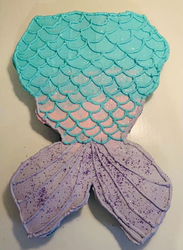 Vanilla and Chocolate Mermaid Pull Apart Cupcake Cake