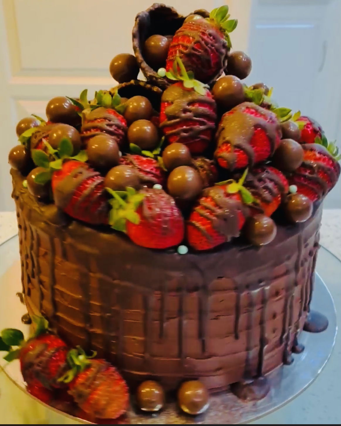 2 Layer Chocolate Cake With Buttercream Frosting and Fresh Chocolate Dipped Strawberries
