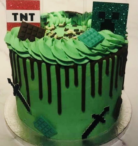 3 Layer Chocolate MineCraft Cake With Buttercream Frosting