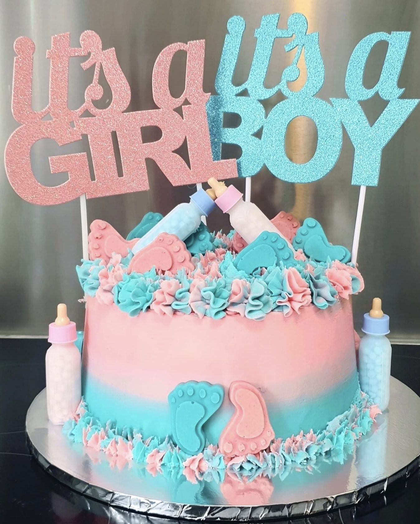 2 Layer Vanilla Gender Reveal Cake With Buttercream Frosting