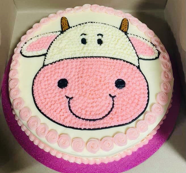 2 Layer Vanilla Cow Cake With Buttercream Frosting