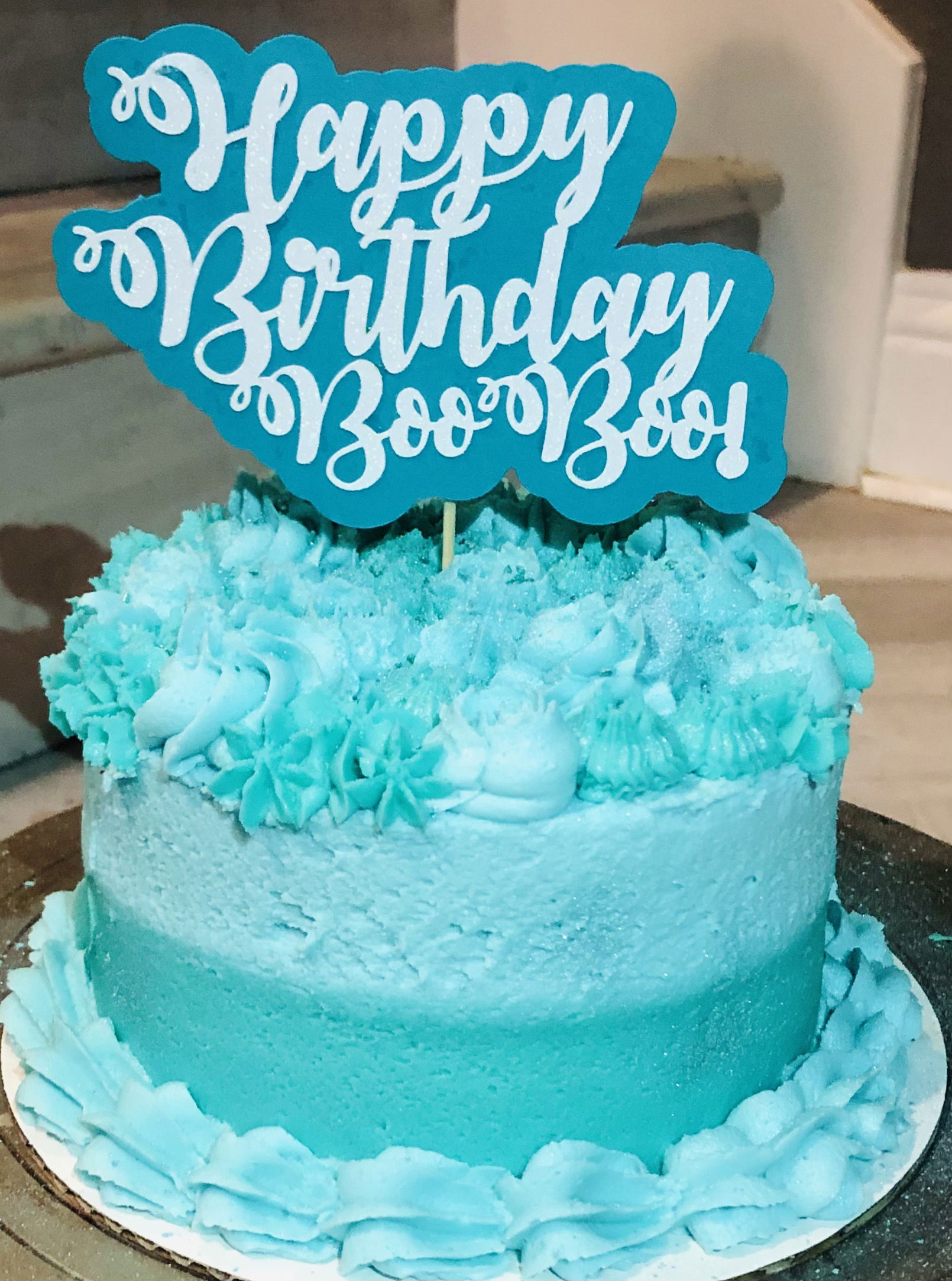 2 Layer Vanilla and Red Velvet Cake With Cream Cheese Frosting